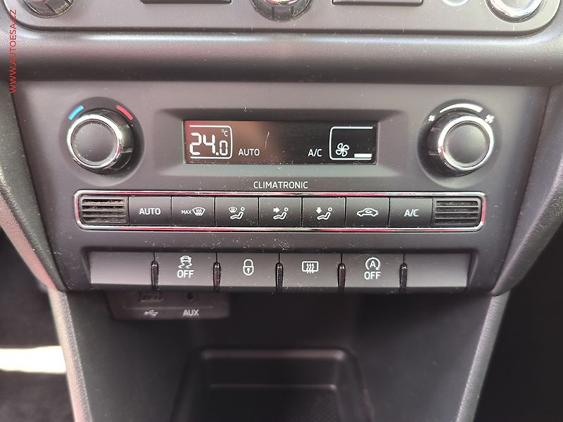 Škoda Rapid (2015) 1.2 TSi, Ambition, navi, TZ - fotka 13 z 17