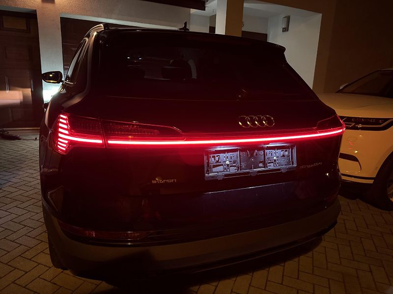 Audi e-tron (2022) 50 QUATTRO BUSSINES 1 Majitel - fotka 47 z 53
