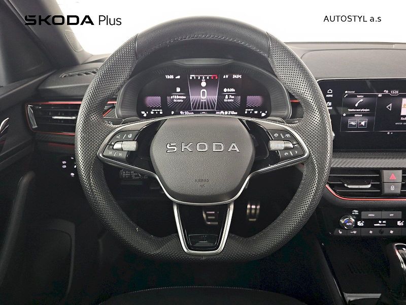 Škoda Kamiq (2025) 1.0TSI 85kW DSG Monte Carlo TA - fotka 8 z 24