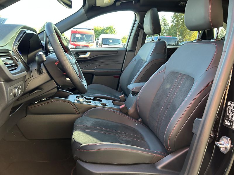 Ford Kuga ST-Line X 2.5 PHEV 134 kW - fotka 20 z 44
