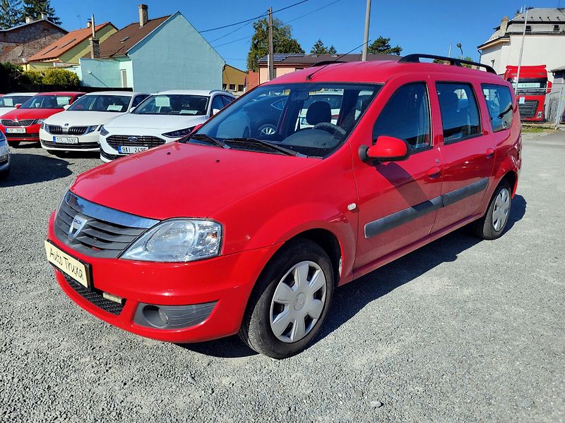 Dacia Logan MCV 1.6 i 16V ARCTICA 7-míst - fotka 1 z 48