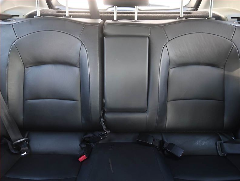 Hyundai Elantra (2012) 1.6, Tempomat, Park. senzory - fotka 10 z 16