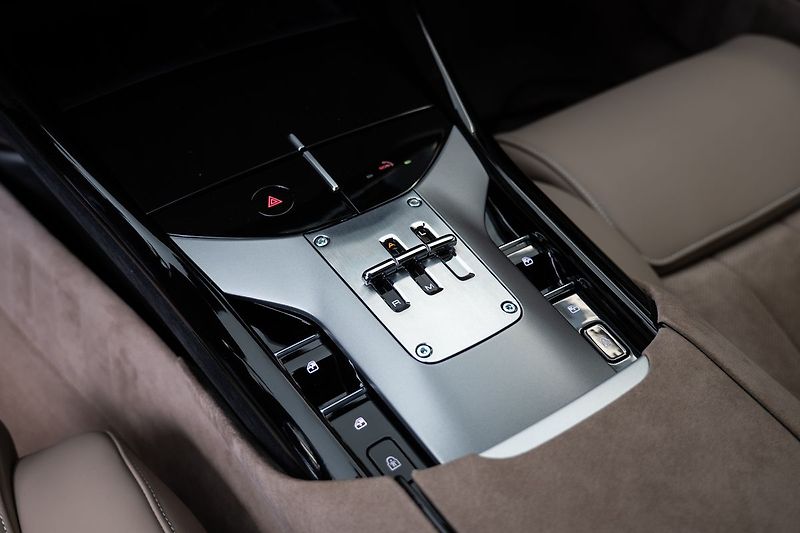 Ferrari Purosangue Karbon/Pano/Lift - fotka 18 z 30