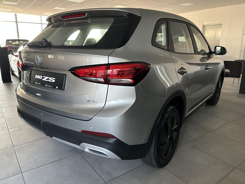 MG ZS (2026) 1,5 HEV ESSENTIAL  - fotka 6 z 7