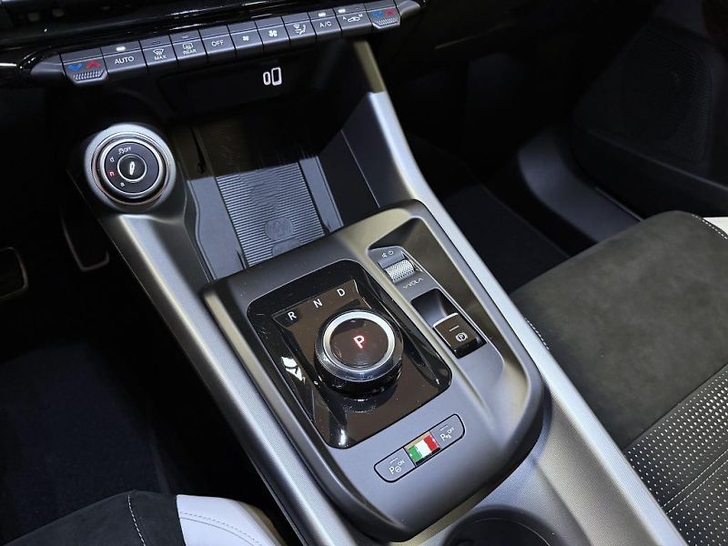 Alfa Romeo Tonale (2026) 1.5 T Ibrida 175k AT7 SPORT SP - fotka 17 z 21