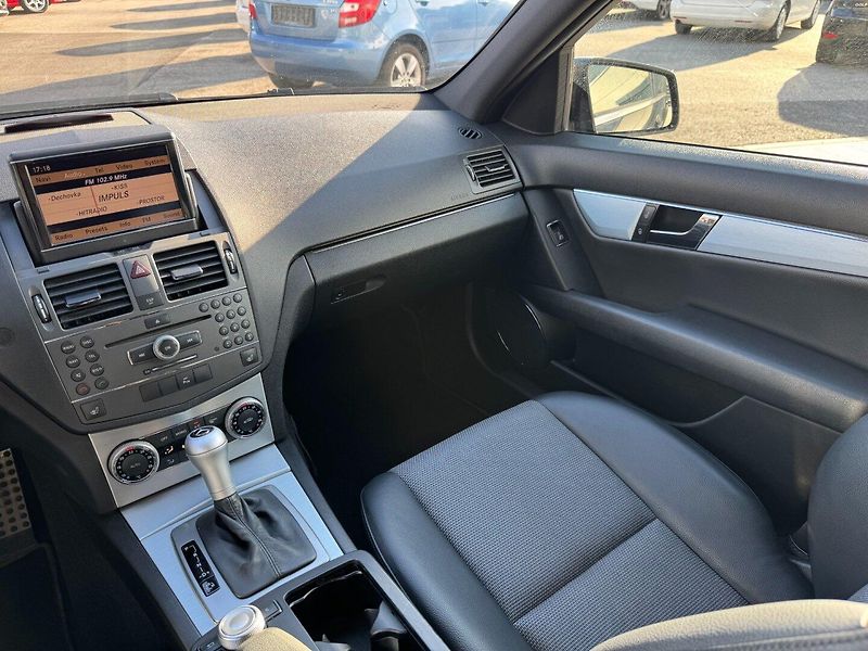 Mercedes-Benz Třídy C (2010) AMG 2,2 CDI 125 KW Automat - fotka 15 z 31