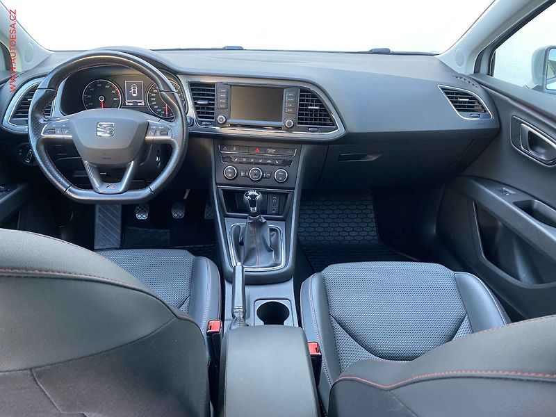 Seat Leon (2016) 1.8 TSi, LED, park.čidla - fotka 8 z 16