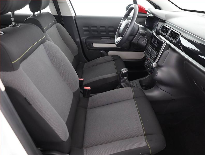 Citroën C3 (2018) 1.2 PureTech, Tempomat - fotka 7 z 16