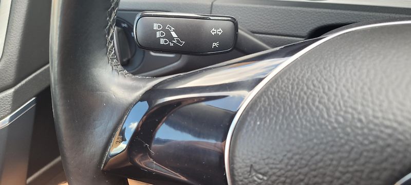 Volkswagen Golf (2014) 1,2TSi 77kW benzín DSG Comfort - fotka 26 z 38
