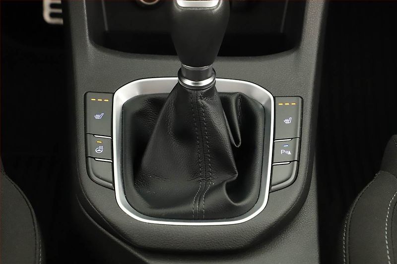 Hyundai i30 (2020) 1.5 DPI, ČR,1.maj, Serv.kniha - fotka 12 z 15