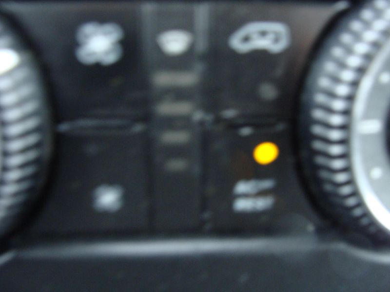 Volkswagen Crafter 2.5 TDi, 80 kW, klima, tažné - fotka 22 z 25