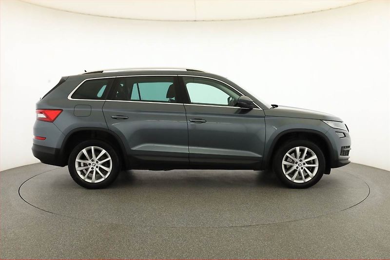 Škoda Kodiaq (2021) 2.0 TDI - fotka 6 z 18