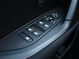Peugeot 2008 (2021) Active Pack 1.2 PureTech - náhled 20