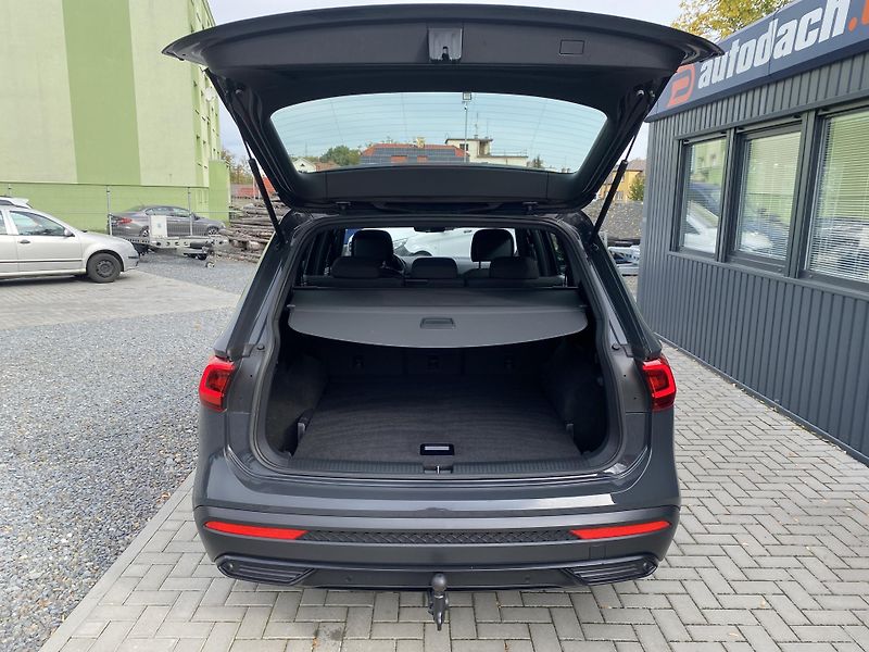 Seat Tarraco 1.5 TSI 110kW-1xMAJ.- LED-NAVI - fotka 40 z 51
