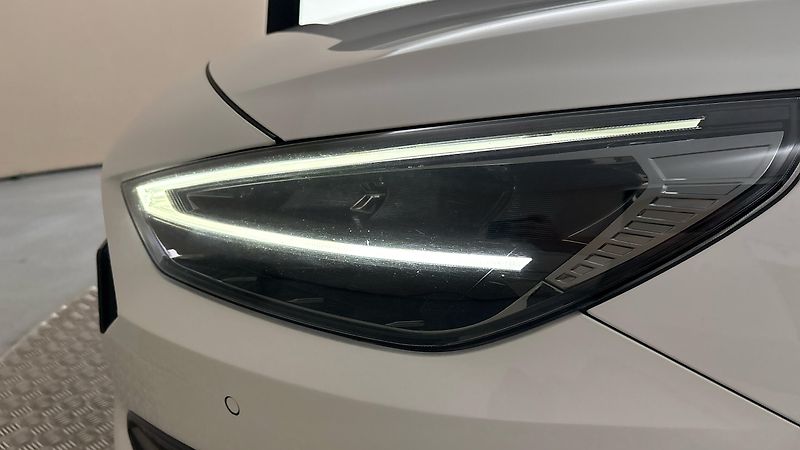 Hyundai i30 1.0 T-GDI Family Smart Kombi - fotka 18 z 24