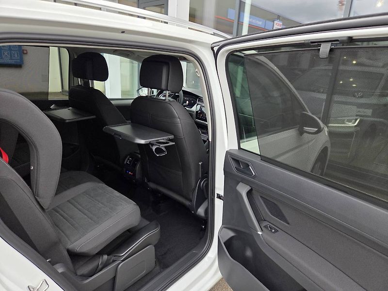Volkswagen Touran (2026) 1.5 TSI DSG 7míst - fotka 35 z 48