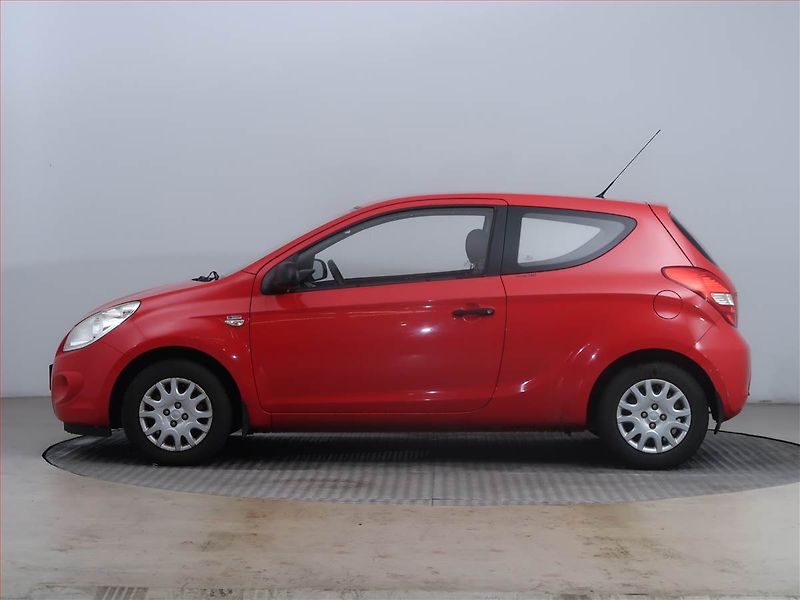Hyundai i20 (2011) 1.2, Serv.kniha, po STK - fotka 3 z 13