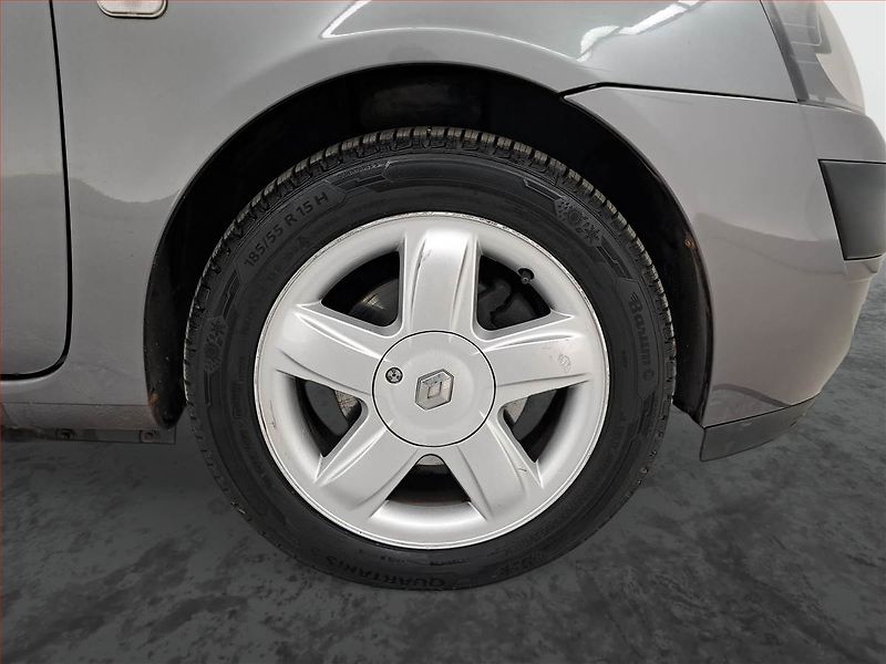 Renault Clio (2003) 1.4 16V , Automat, po STK - fotka 14 z 16
