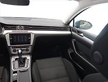 Volkswagen Passat (2018) 2.0 TDI, 4X4, Automat - náhled 8