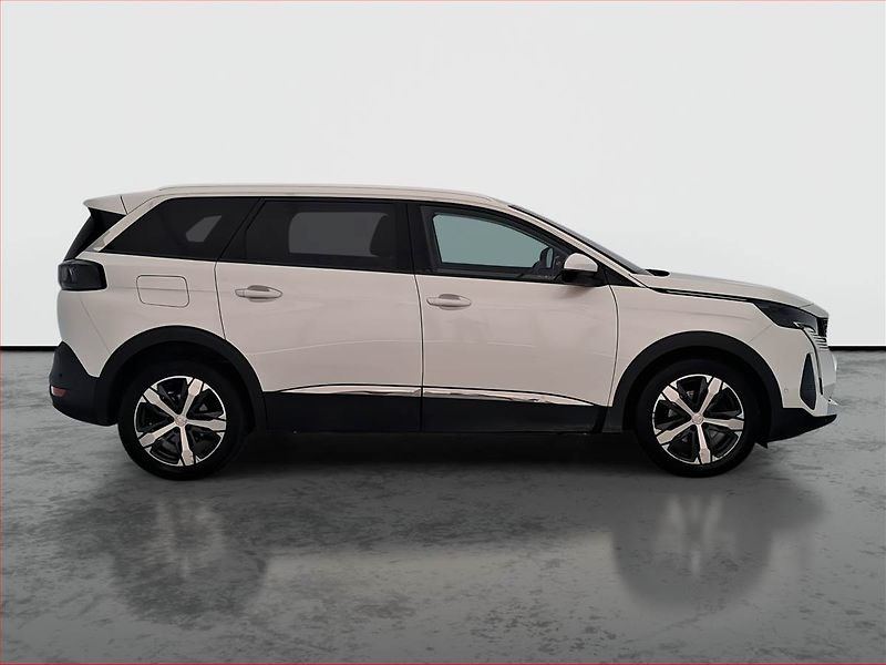 Peugeot 5008 (2021) 1.5 BlueHDi - fotka 6 z 24