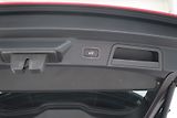 Land Rover Range Rover Velar (2018) D300 R-Dynamic SE, ČR, 1. maj. - náhled 45