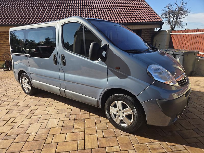Opel Vivaro 2.0CDTI 84kw 8Míst - fotografie inzerátu