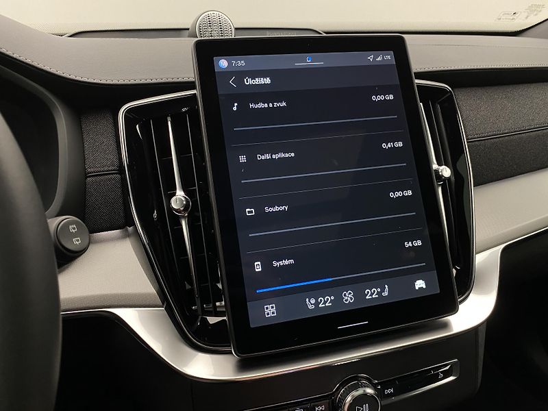 Volvo XC90 (2025) T8 AWD RECHARGE BLACK EDITION  - fotka 71 z 80
