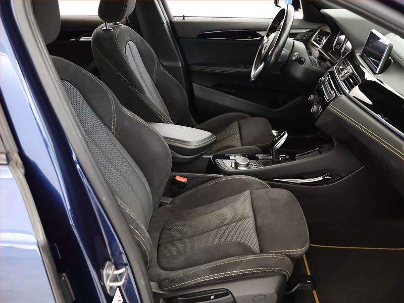 BMW X2 (2019) M Paket xDrive20d - fotka 7 z 21