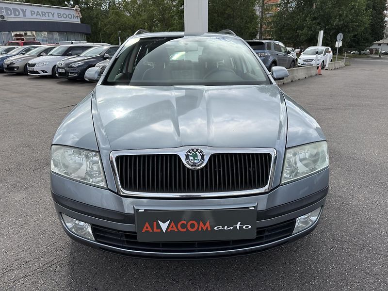 Škoda Octavia 1.6 75kW - fotka 3 z 27