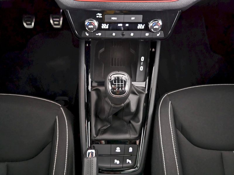Škoda Scala (2025) 1.5TSI 110kW Monte Carlo TAŽNÉ - fotka 7 z 32