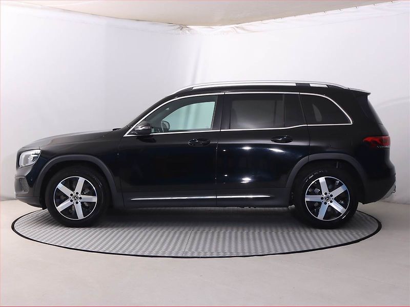 Mercedes-Benz GLB (2021) 200 d - fotka 3 z 28