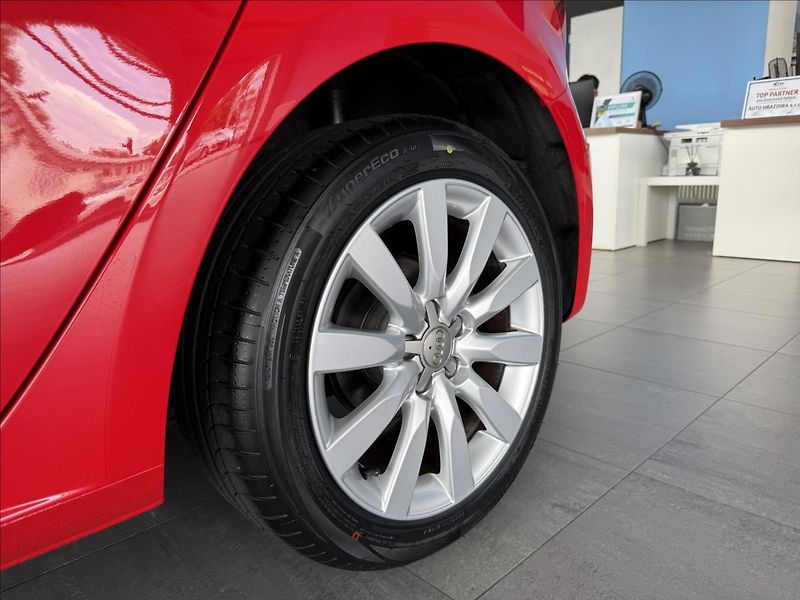 Audi A1 1,0   TFSI SPORTBACK ULTRA - fotka 7 z 22