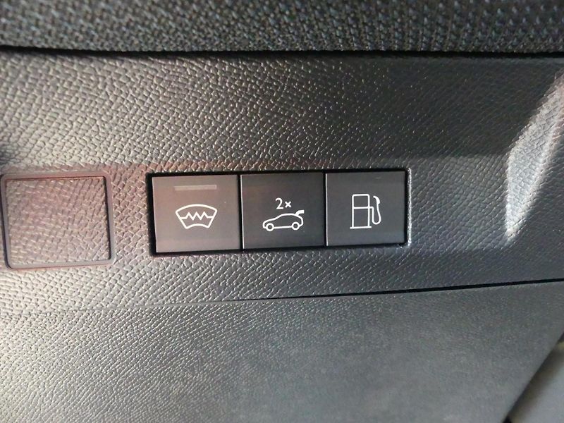 Citroën C5 Aircross (2026) MAX Plug-in Hybrid 195  - fotka 21 z 27