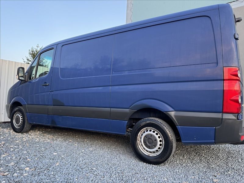 Volkswagen Crafter 2,0 TDI 100kW L2H1 tažné - fotka 24 z 50