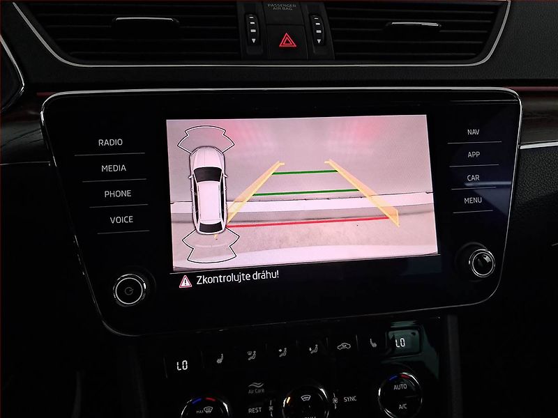 Škoda Superb (2021) Scout 2.0 TDI - fotka 19 z 23