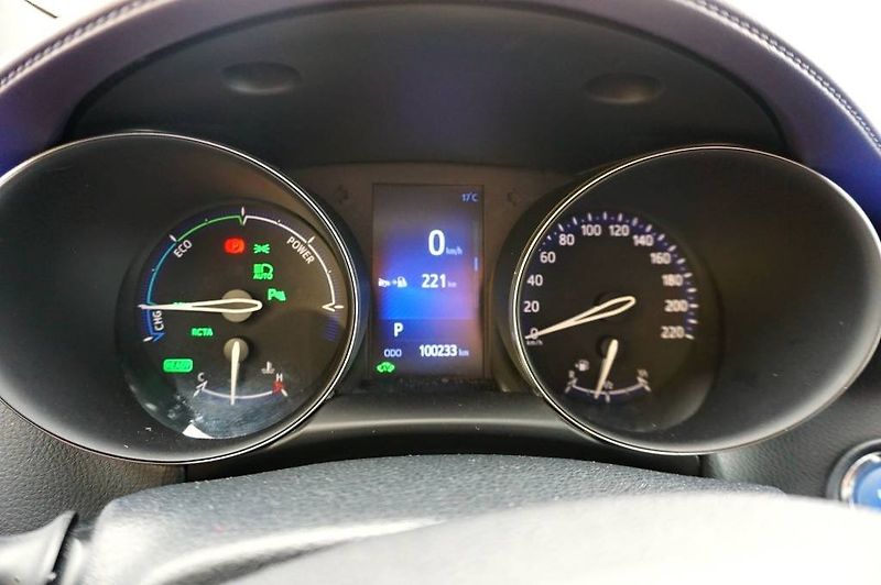 Toyota C-HR (2018) ACTIVE 1,8 HYBRID 72 kW - fotka 42 z 49