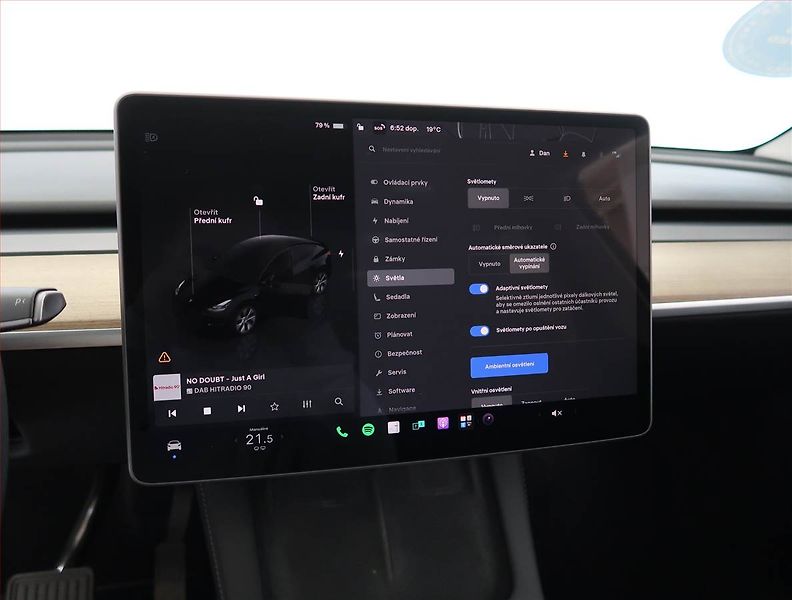 Tesla Model Y (2022) Long Range AWD 79kWh, SoH 91% - fotka 23 z 33
