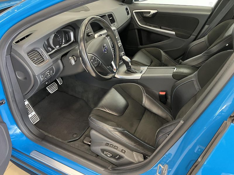 Volvo V60 POLESTAR Limited Edition, ČR - fotka 15 z 39