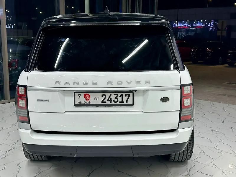 Land Rover Range Rover (2017) Reprezentativní luxusní SUV - fotka 2 z 8