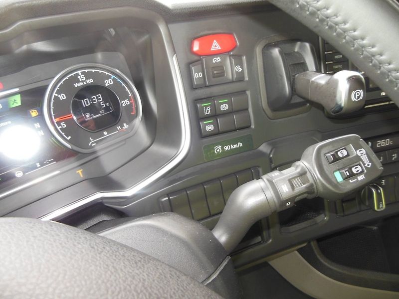 Scania S450, Komplet vzduch, Retarder - fotka 17 z 22