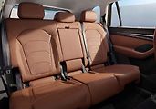 Dozadu by se vešli i tři lidé