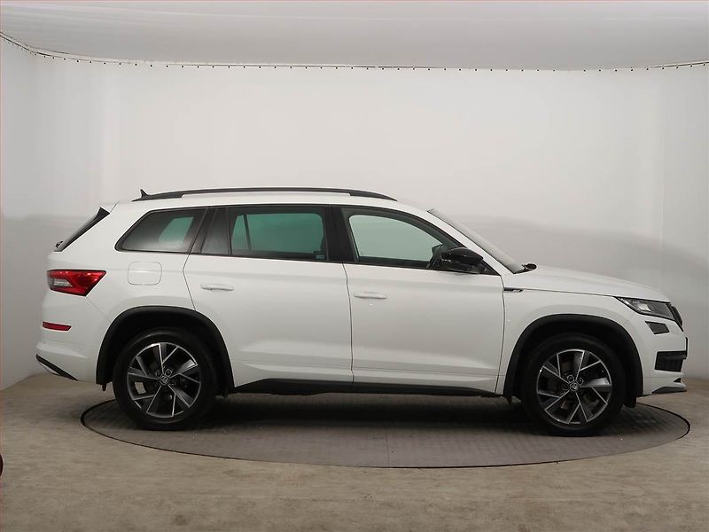 Škoda Kodiaq (2021) Sportline 2.0 TDI - fotka 6 z 14