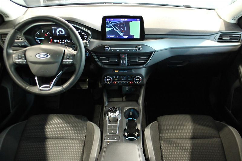 Ford Focus TDCi EcoBlue 88kW 8AT LED/DPH - fotka 12 z 27