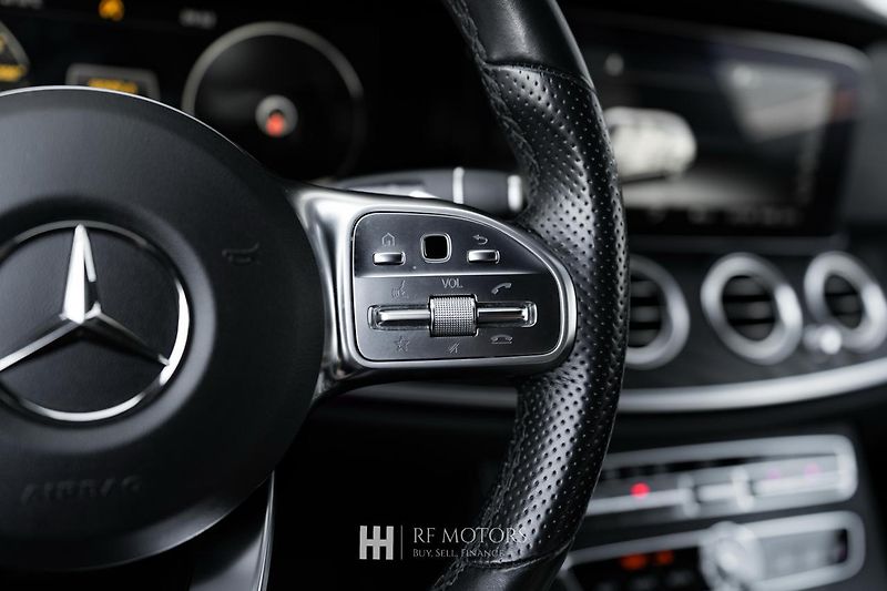 Mercedes-Benz Třídy E (2019) E 200d Kombi 118kW - fotka 30 z 43