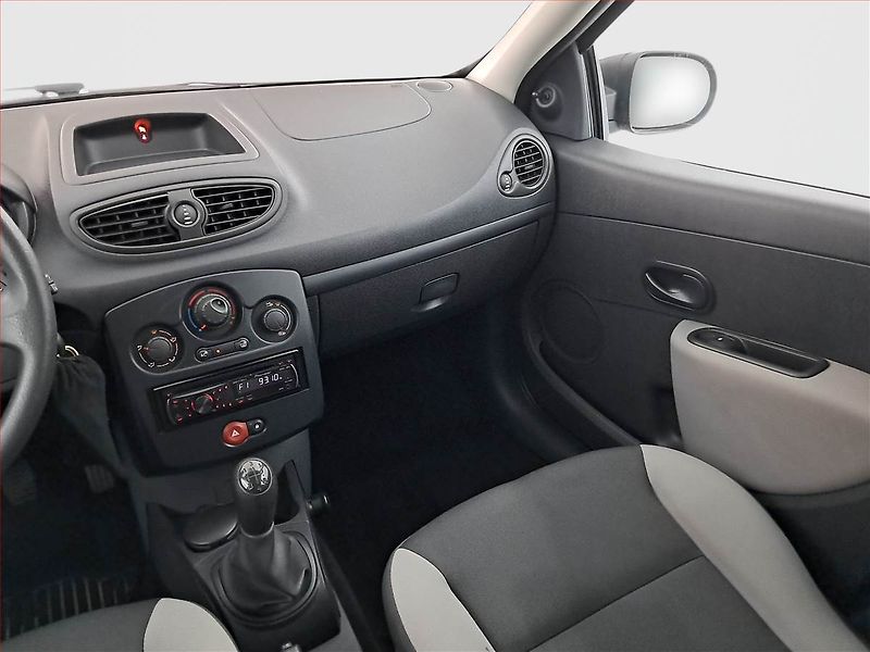 Renault Clio (2010) 1.2 16V , nová STK, Tažné - fotka 8 z 13
