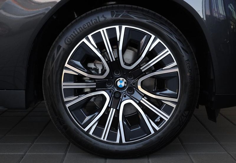 BMW X3 xDrive20d - fotka 7 z 17