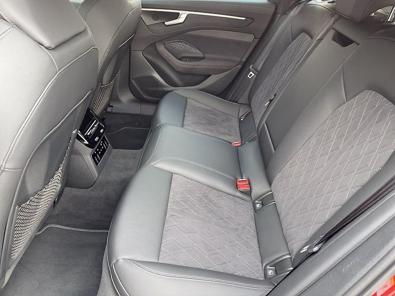 Audi A6 TDI q S-Line Tech+ Alcantara - fotka 7 z 12