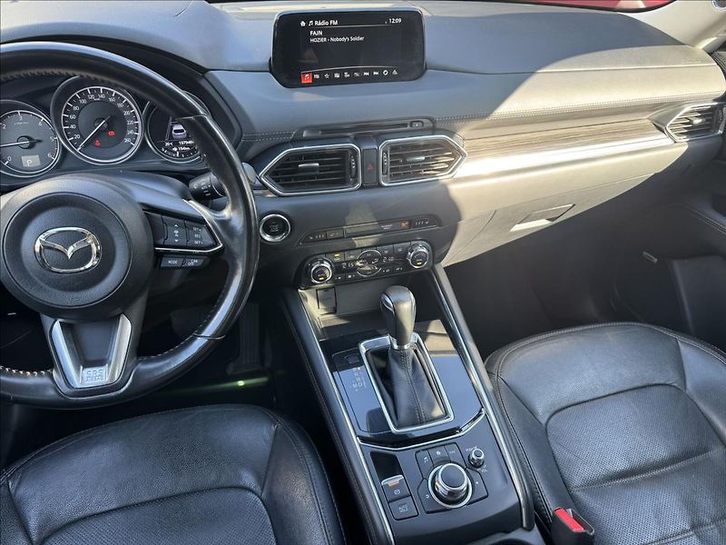 Mazda CX-5 2,2 Sky-D Revolution TOP AWD A - fotka 18 z 31