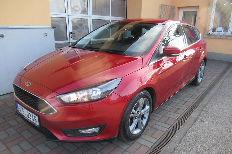 Ford Focus 1.0 92kW AUT. KLIMA  - fotka 4 z 22