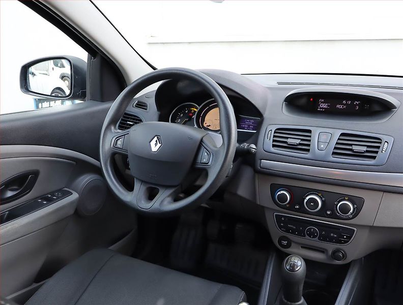 Renault Mégane (2012) 1.5 dCi, Serv.kniha, Tempomat - fotka 7 z 16